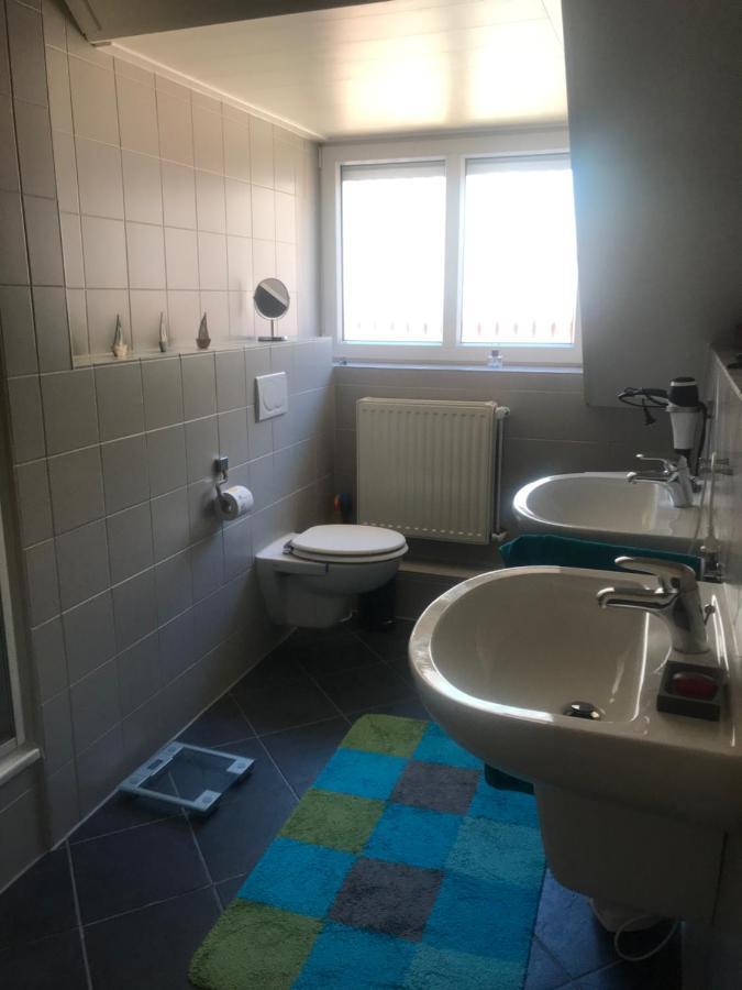 Ferienwohnung Matti ブットヤーディンゲン エクステリア 写真